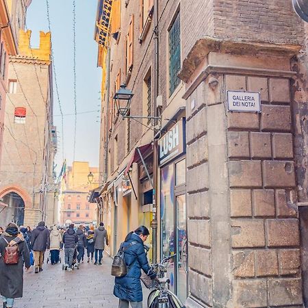 ボローニャPiazza Grande - Italian Homingアパートメント エクステリア 写真