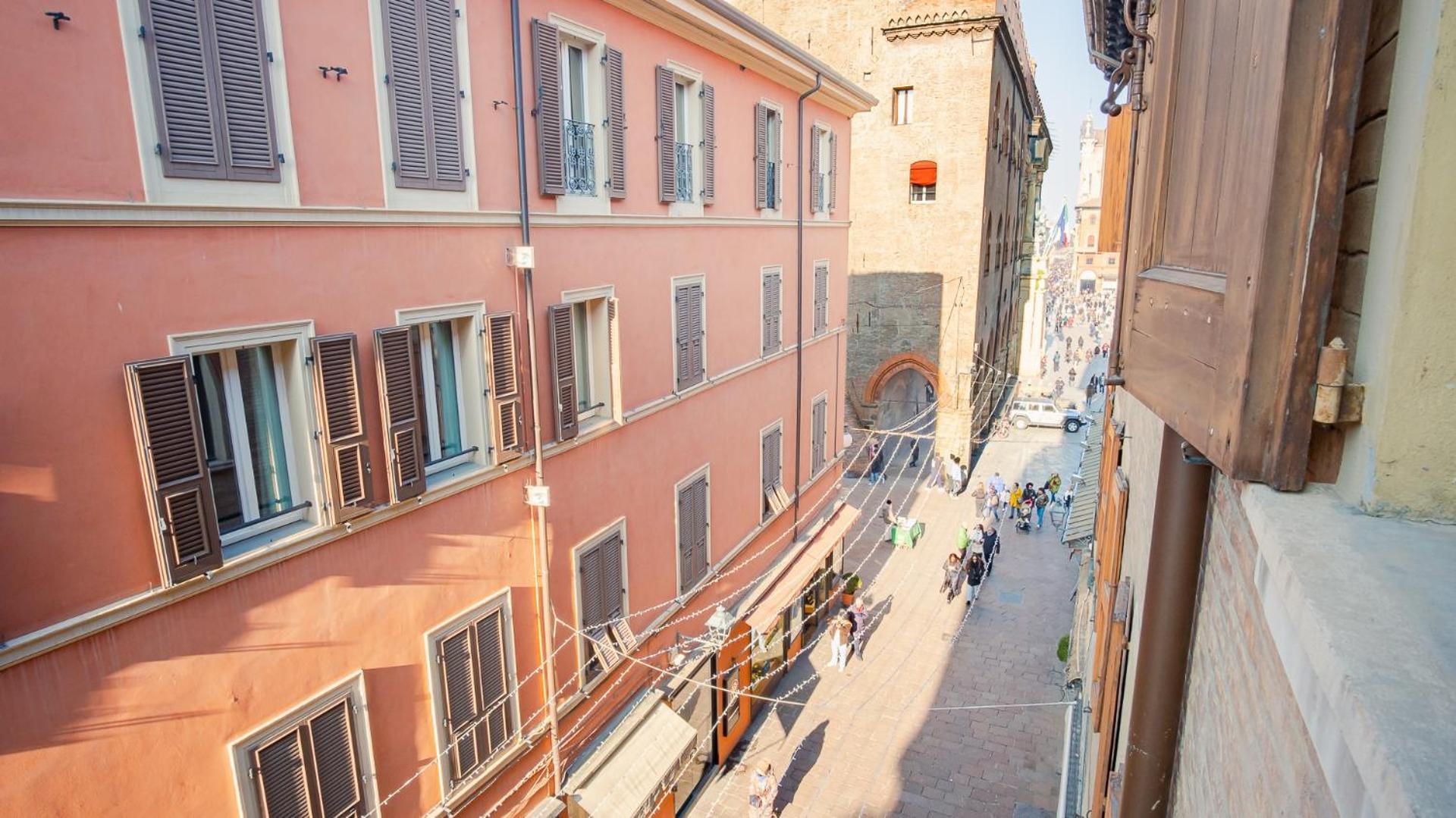 ボローニャPiazza Grande - Italian Homingアパートメント エクステリア 写真